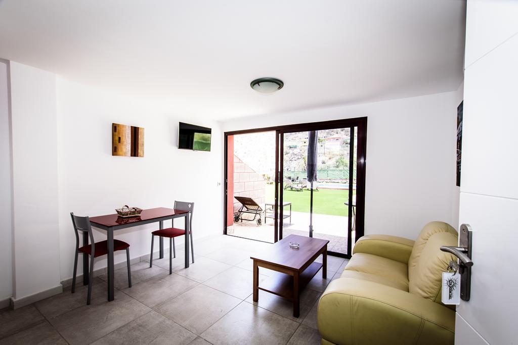 Sol Mogan Suites - Adults Only Puerto De Mogan Bagian luar foto
